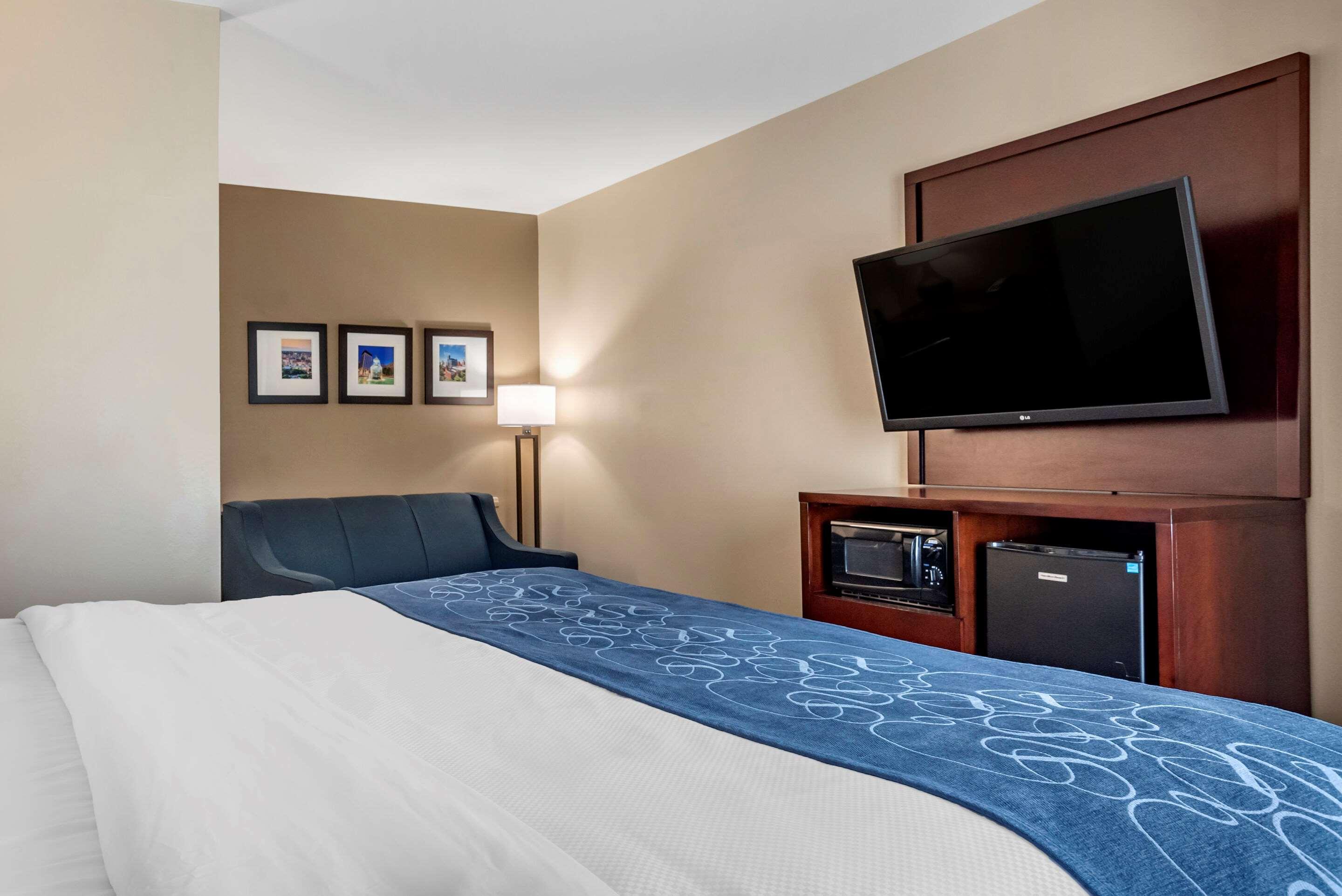 Comfort Suites Pell City I-20 Exit 158 Eksteriør billede