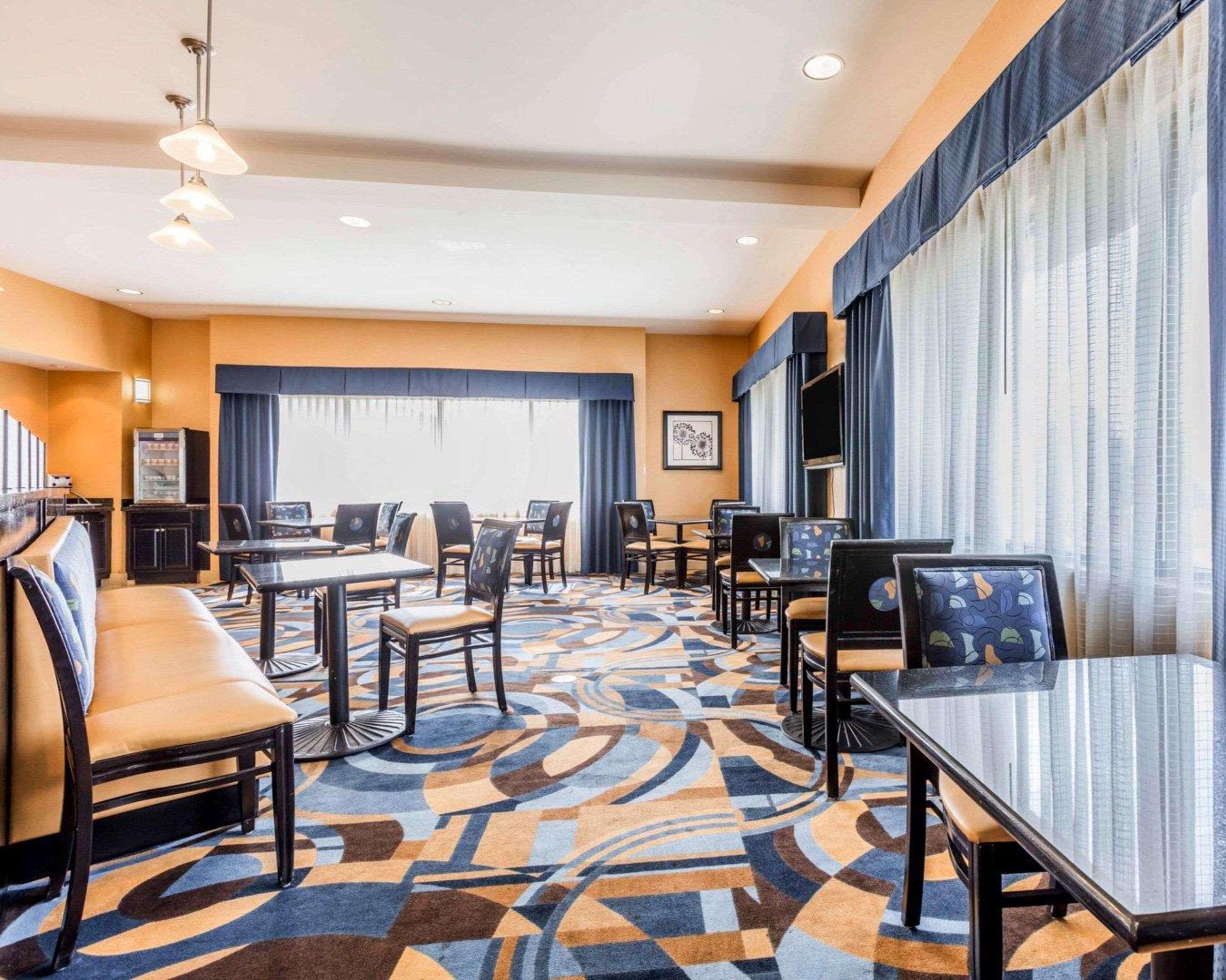 Comfort Suites Pell City I-20 Exit 158 Eksteriør billede