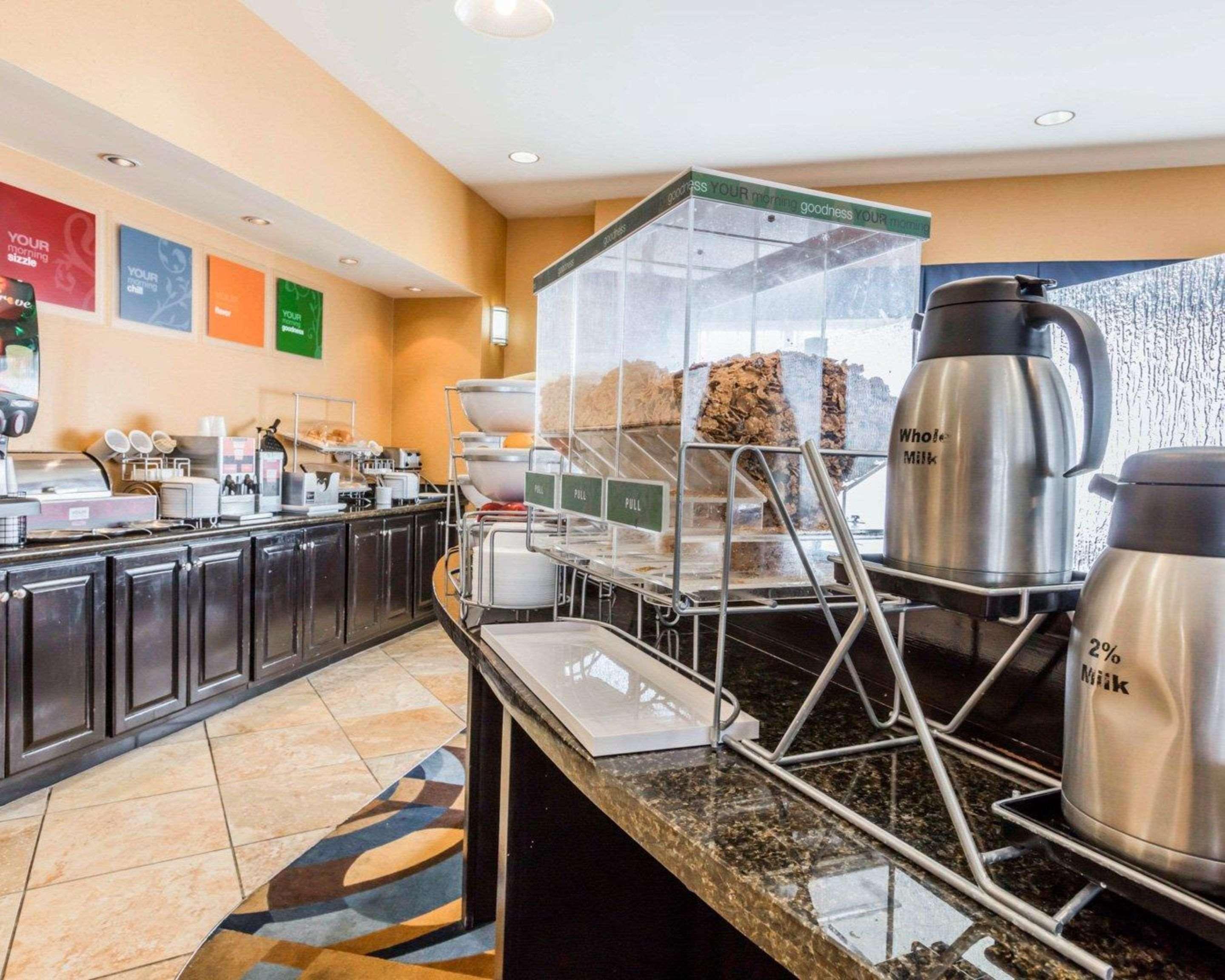 Comfort Suites Pell City I-20 Exit 158 Eksteriør billede